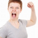 45歳から急に疲れやすくなり イライラするのはなぜ？